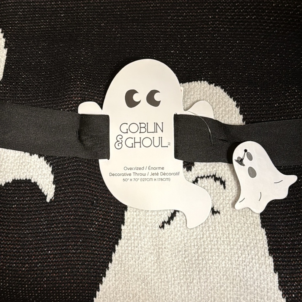 GOBLIN & GHOUL BLACK GHOST PUMPKIN JACK O LANTERN OVERSIZED HALLOWEEN THROW NWT - Picture 7 of 13